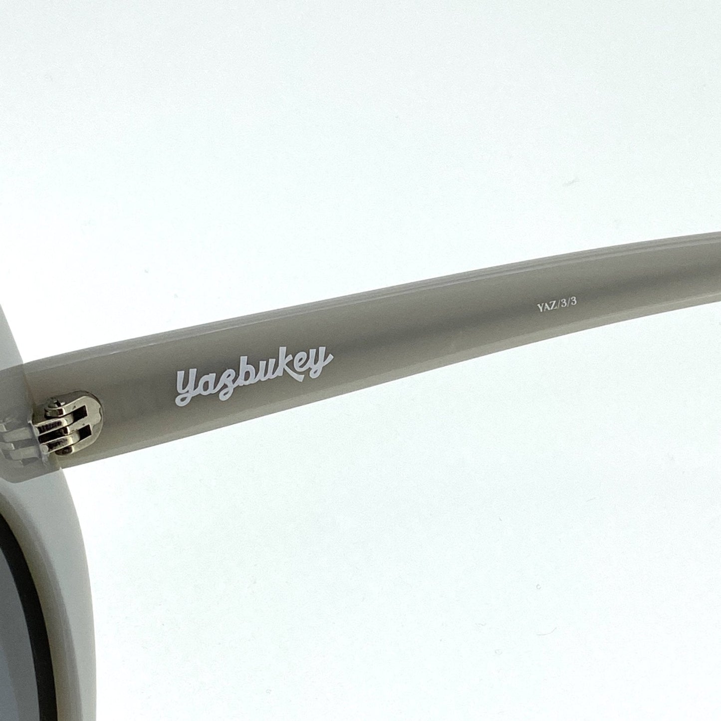 Yaz Bukey Sunglasses Cat Eyes Grey